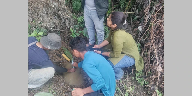 First spring discharge measurement undertaken by the CML team
